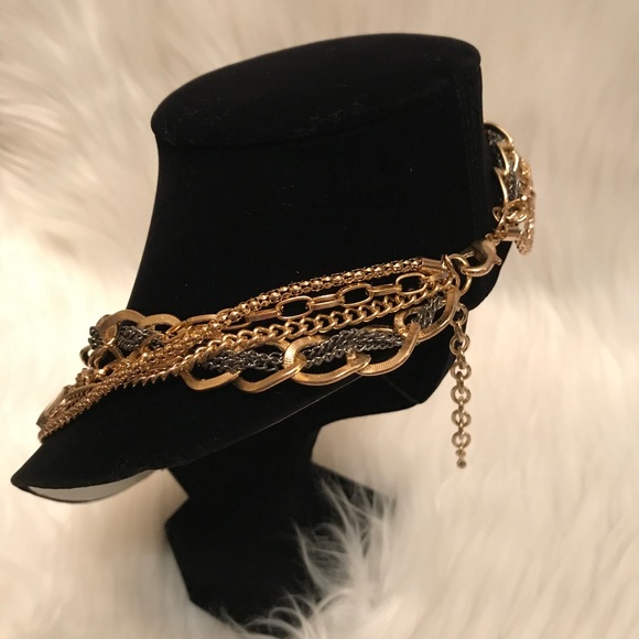 Statement necklace layered chains - Picture 6 of 8